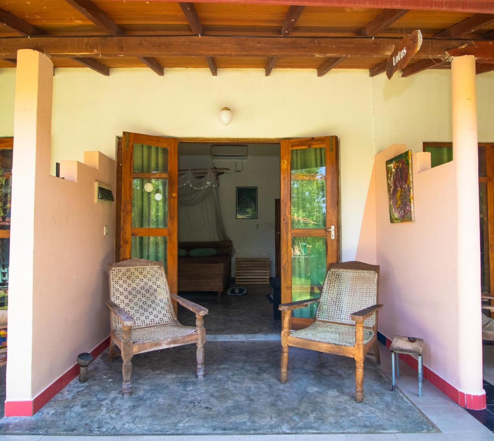 Hilltop Bungalow Hotel Mirissa Ngoại thất bức ảnh