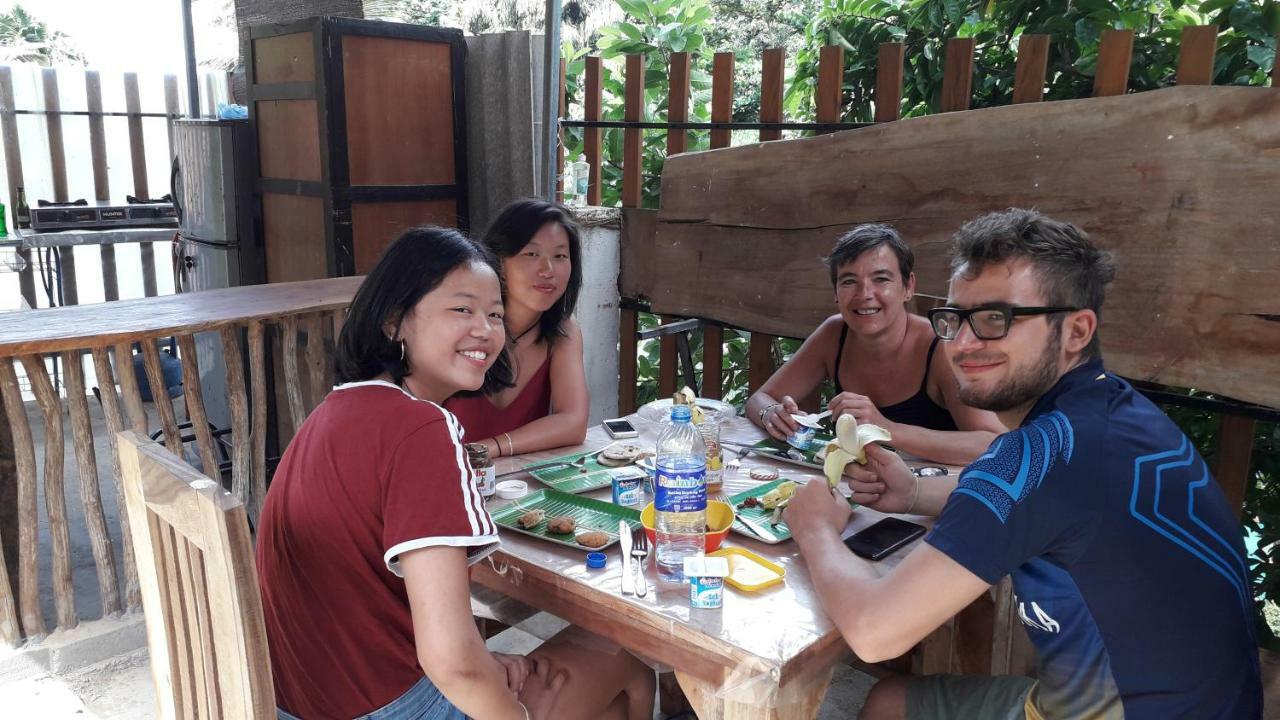 Hilltop Bungalow Hotel Mirissa Ngoại thất bức ảnh